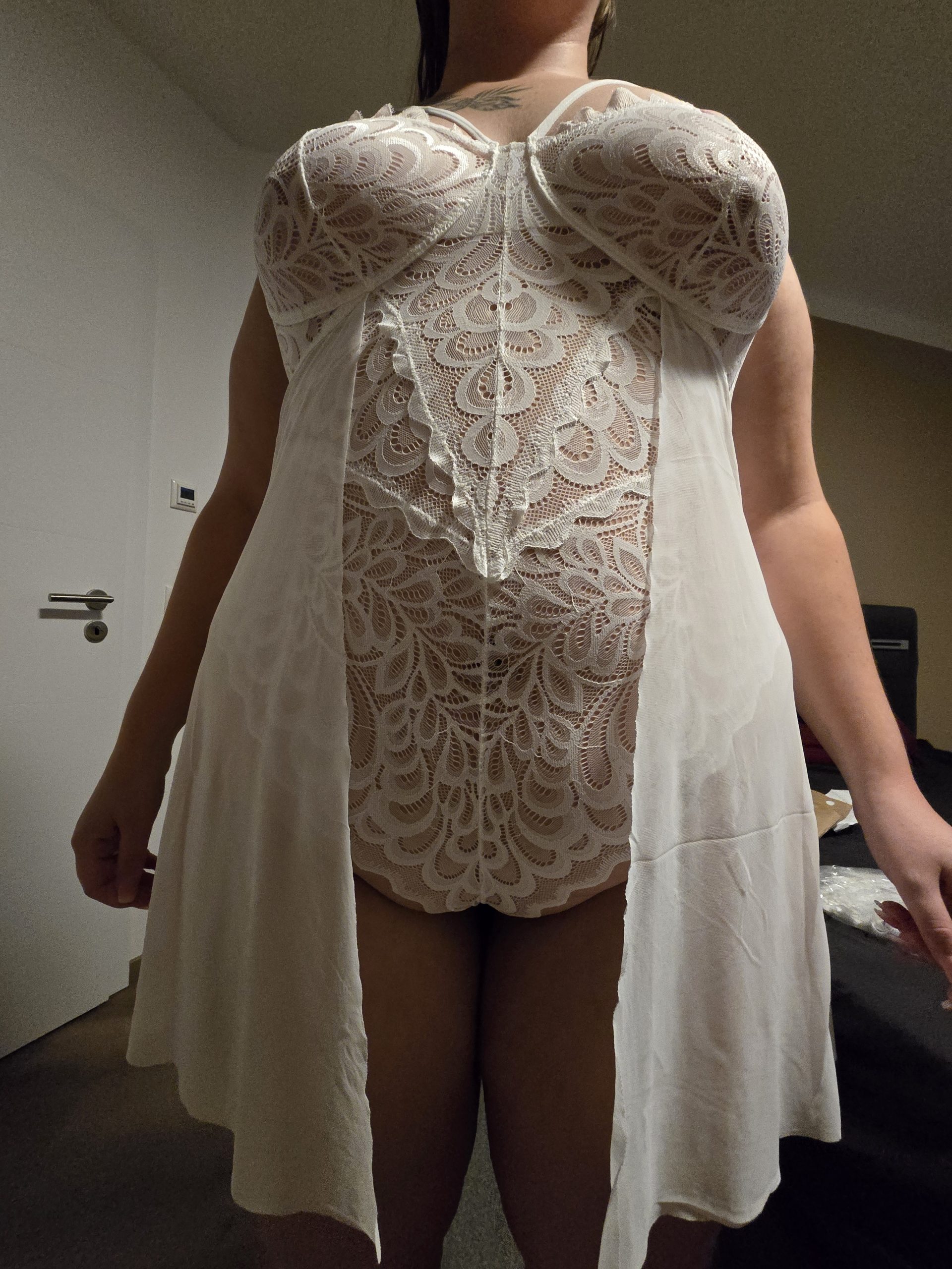 HERRIN SUCHT SKLAVEN!!