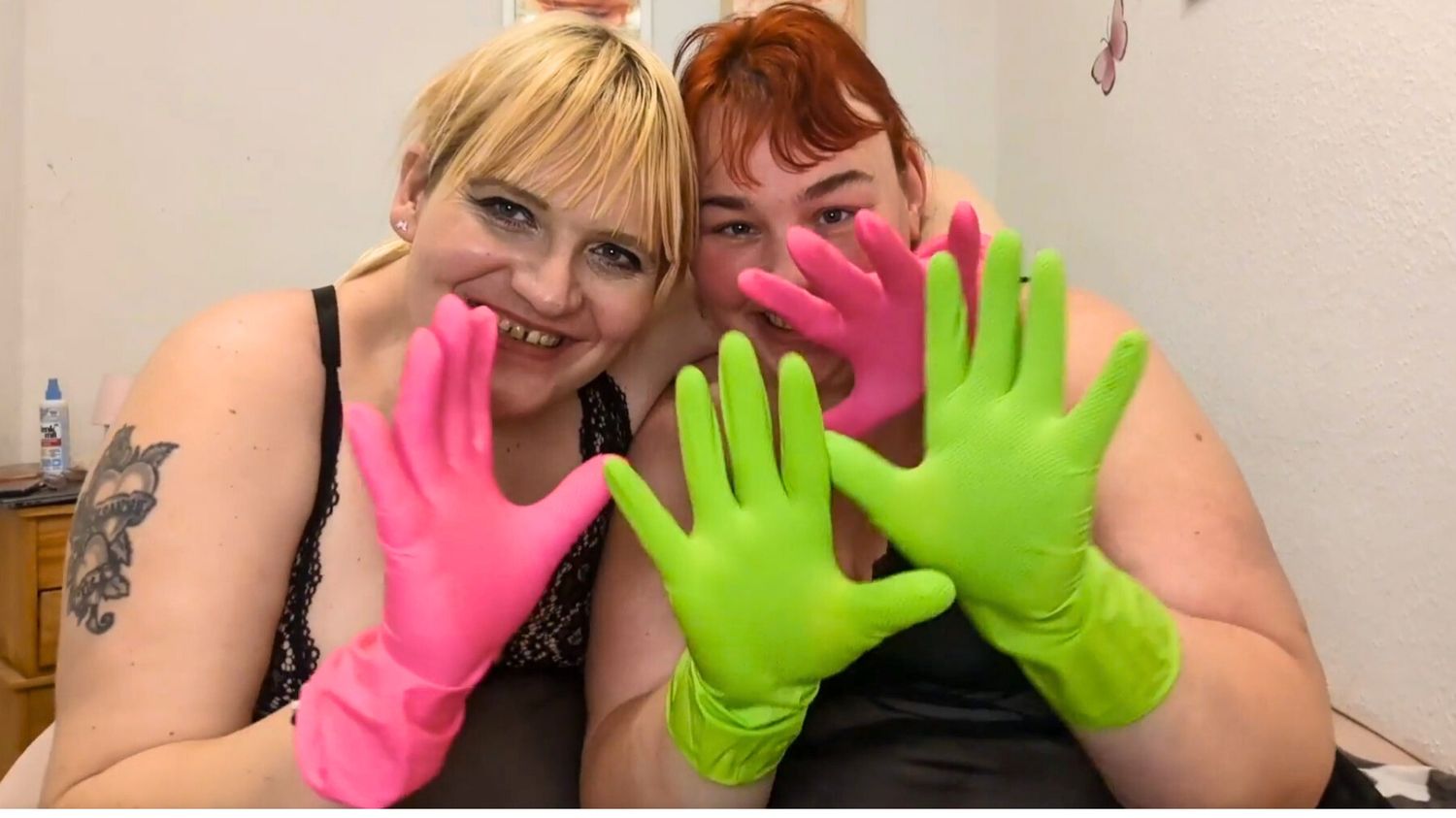 🎭 Fetisch & Rollenspiel–Videoliste – Sarah & Sofia